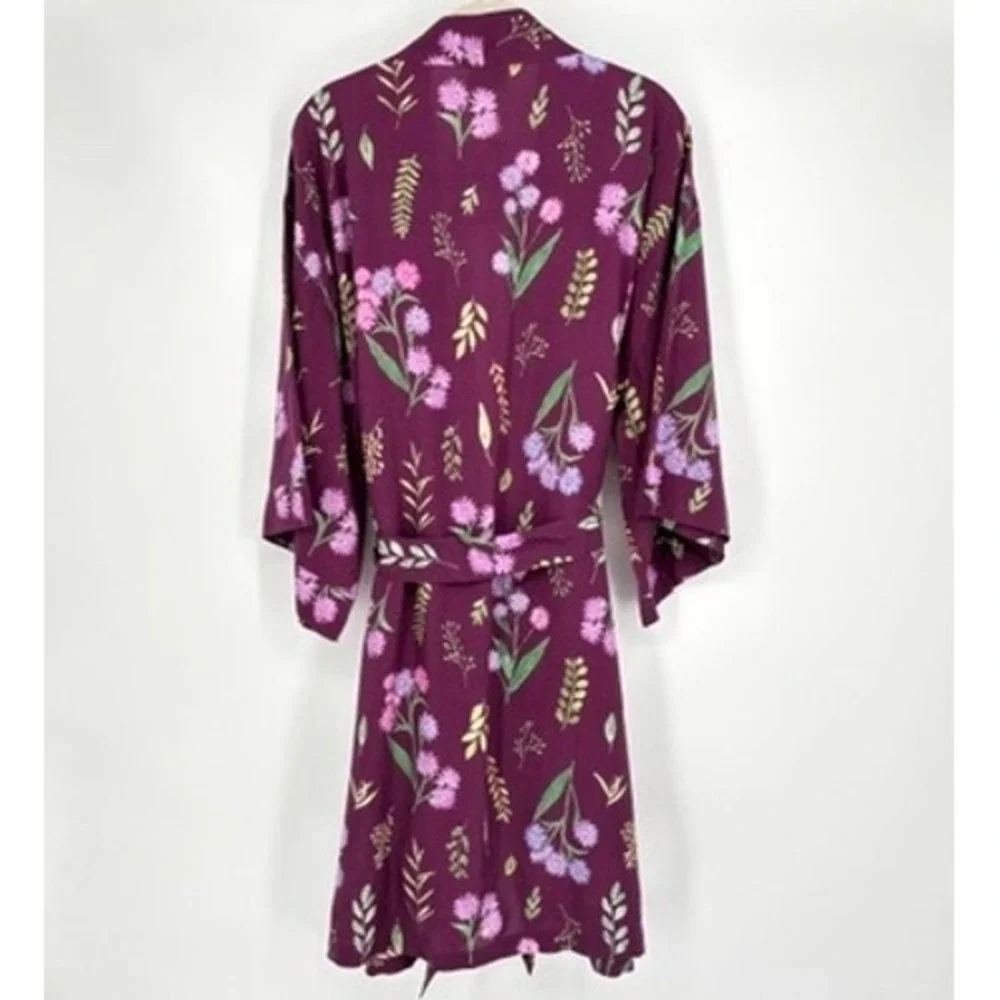 Uncommon Goods Juliet Meeks Birth Month Flower Robe Purple Aster‎ September XS/S